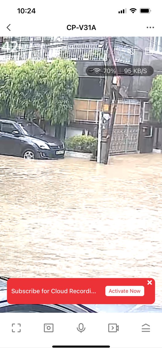 Vinayakmalik7's tweet image. @CMODelhi @AshwaniKumar_92 @p_sahibsingh @MCD_Delhi @LtGovDelhi Condition of water logging in category B colony since long now, please look into this.