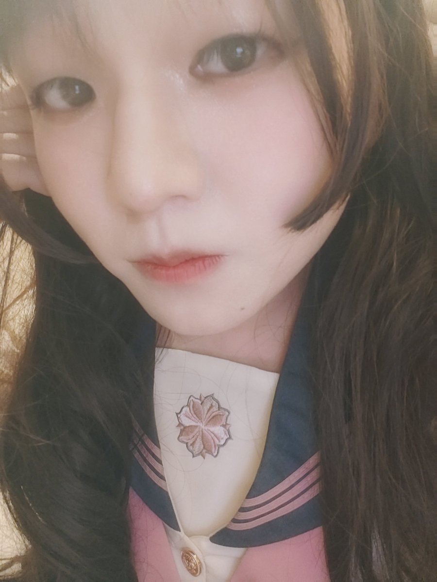 airport_da's tweet photo. 喜欢穿jk和白丝小皮鞋，坐标0571，希望能扩列 https://t.co/Dx39pGS1c4