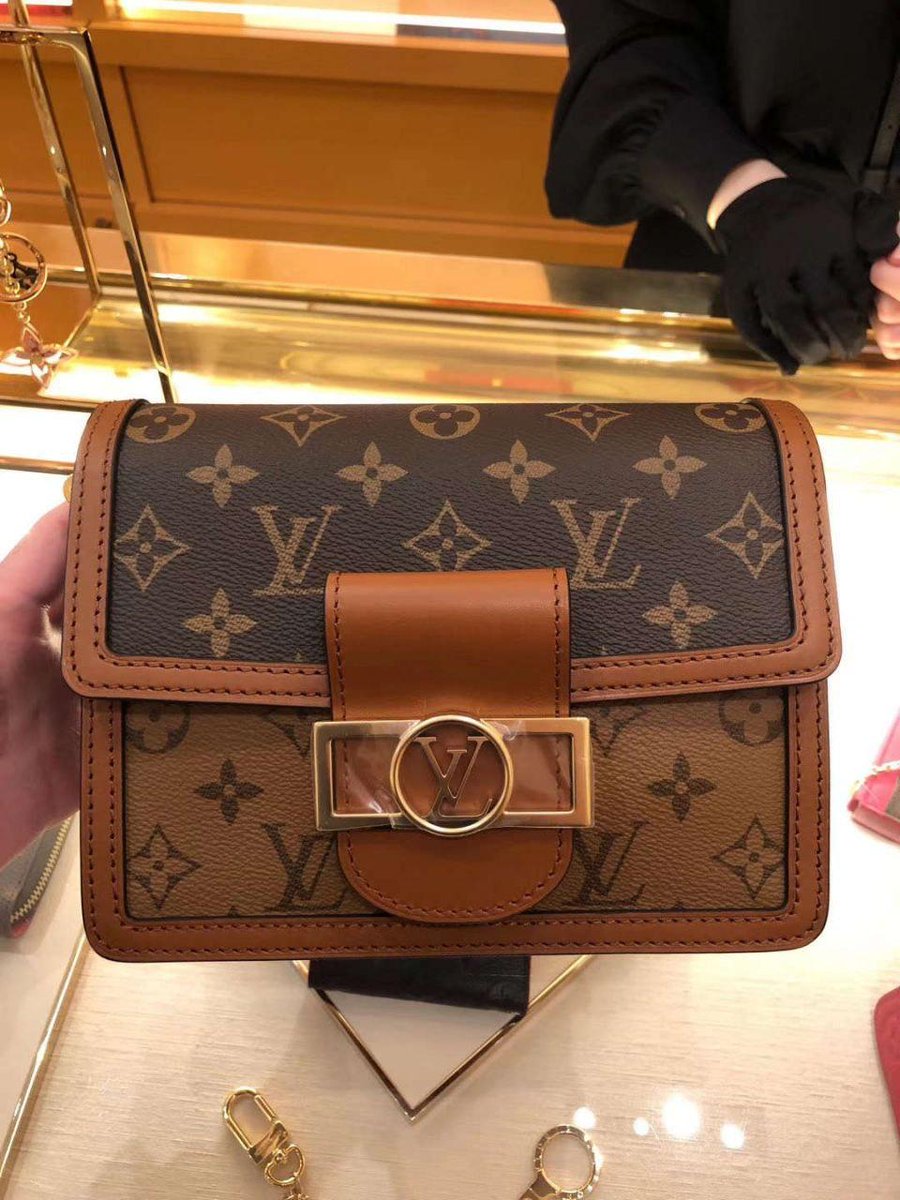 生活はもう十分大変だから、たまには自分に優しくしてあげてね。
お買い物はただお金を使うことじゃなくて、生活にちょっとした温かさを添えること。
買ったのは物だけじゃなくて、素敵な気持ちも一緒に手に入れるんだよ😊✨