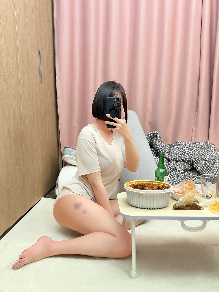 puuurymn's tweet photo. 이놈이거 실한거보소 오늘밤 널 가지겟어 https://t.co/ox5uYEmxyi
