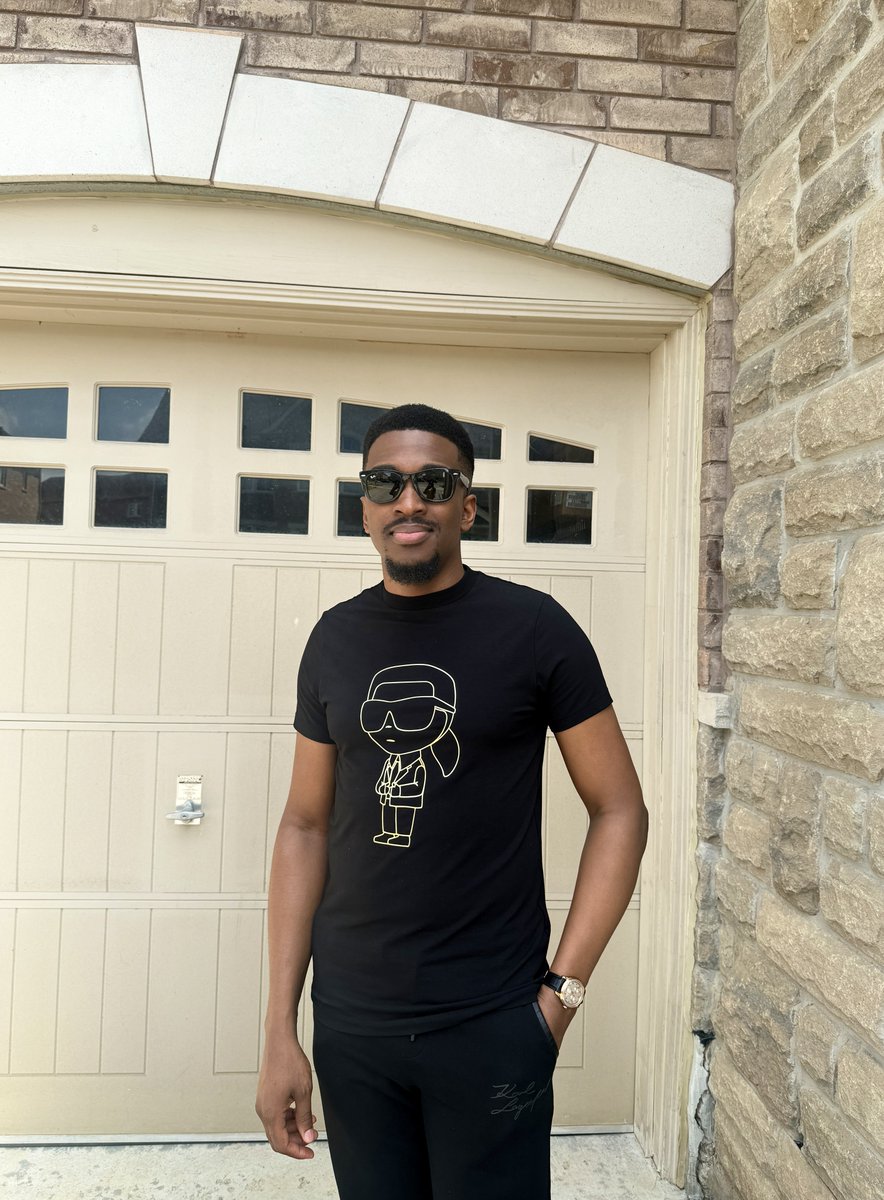 ___Debonair's tweet image. 33✨Cheers to more life &amp;amp; happiness🍷🫶🏾