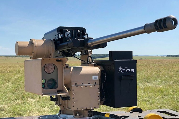 Samsun Yurt Savunma (SYS Grup, Türkiye'yi düşük geri tepmeli 30x113 milimetre orta kalibre top VENOM LR ile bu alanda dünyadaki 3 üreticiden biri haline getirdi.