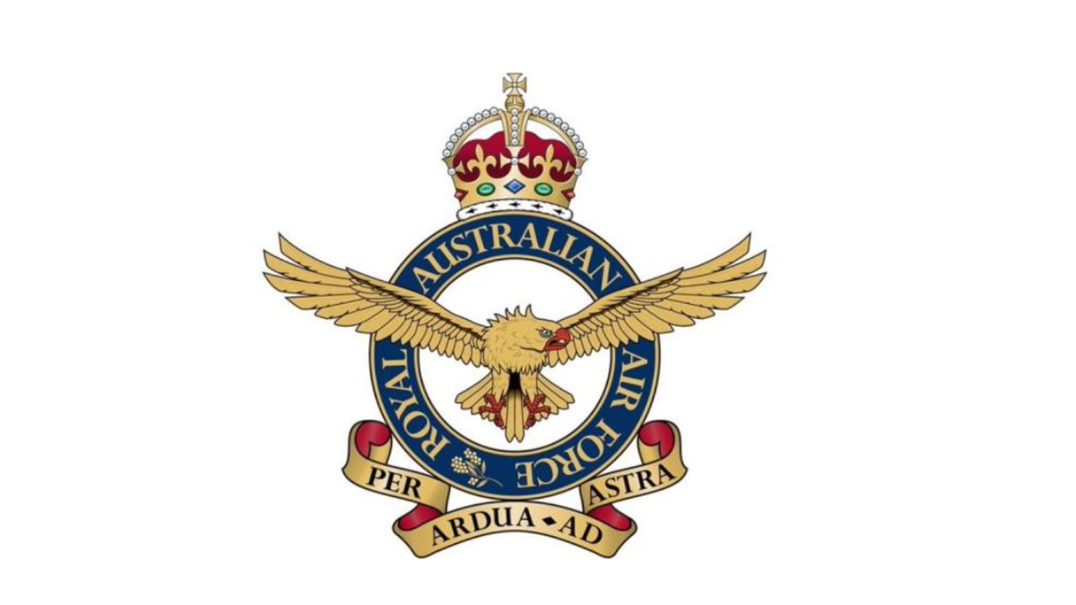 acmnorepublic's tweet photo. From 1 Aug, Defence begins updating emblems & logos with King Charles III’s Tudor Crown, replacing Queen Elizabeth II’s St Edward’s Crown. The phased rollout modernises Navy, Army & Air Force designs while honouring the Crown’s enduring link to the ADF.
#MonarchyMatters #ACM https://t.co/XShYgu43la