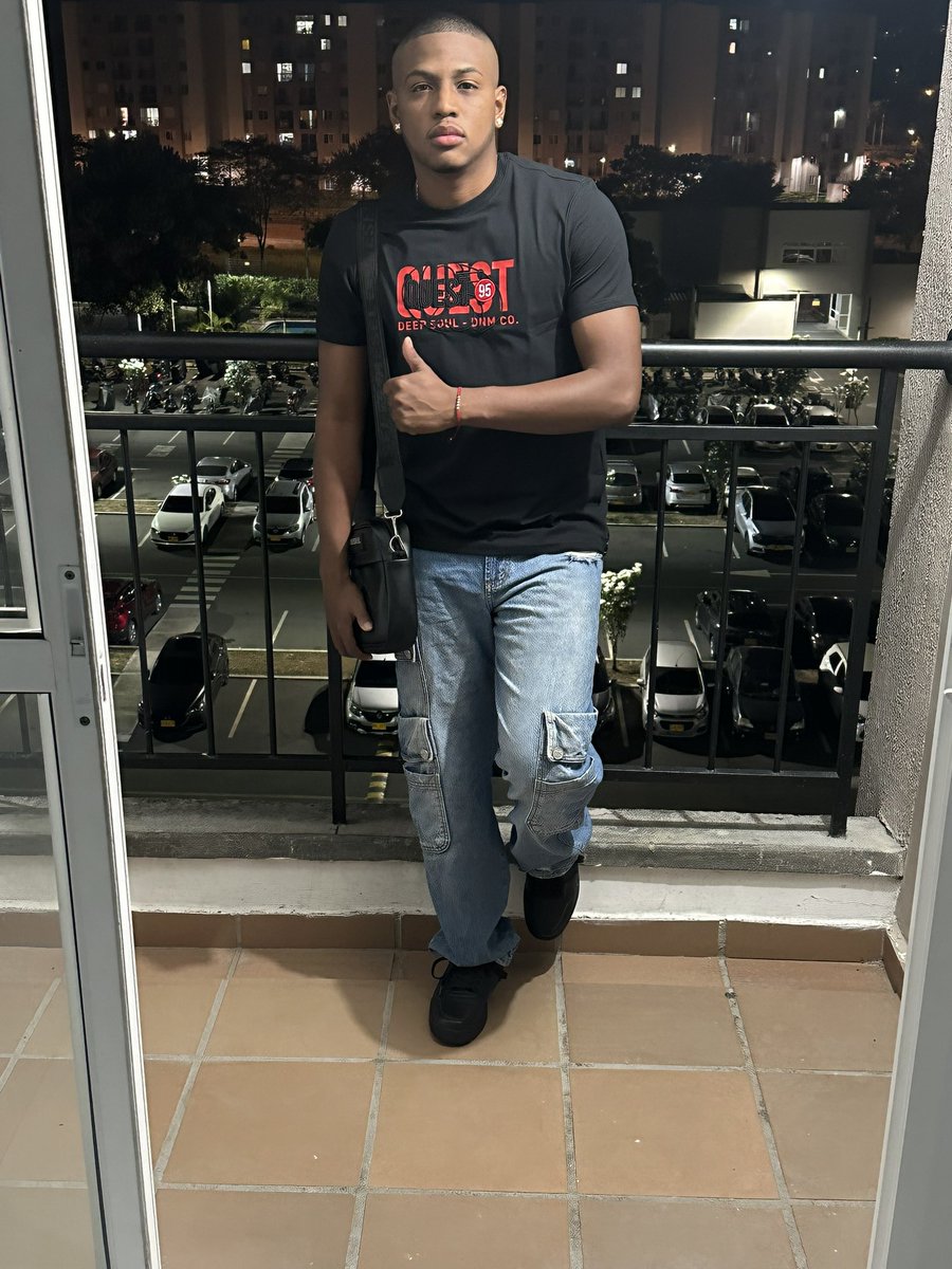Aquí les dejo mi cuenta de tik tok 🙏

tiktok.com/@elcastillo777…
