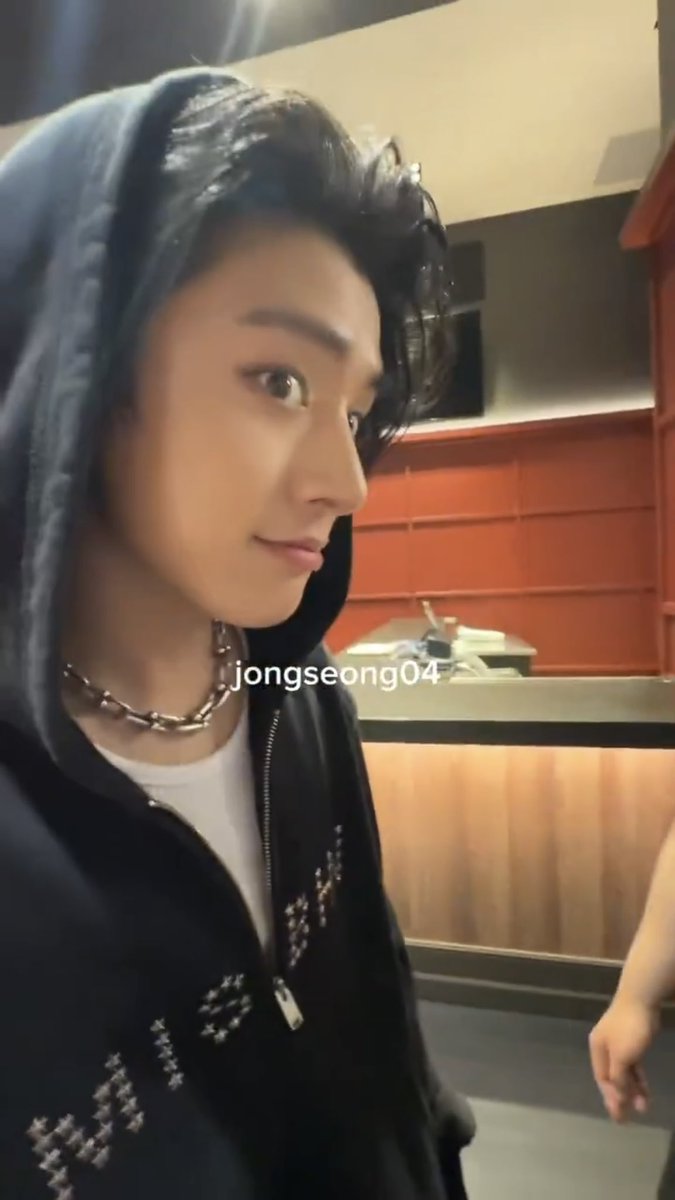 mid0fnov's tweet image. 