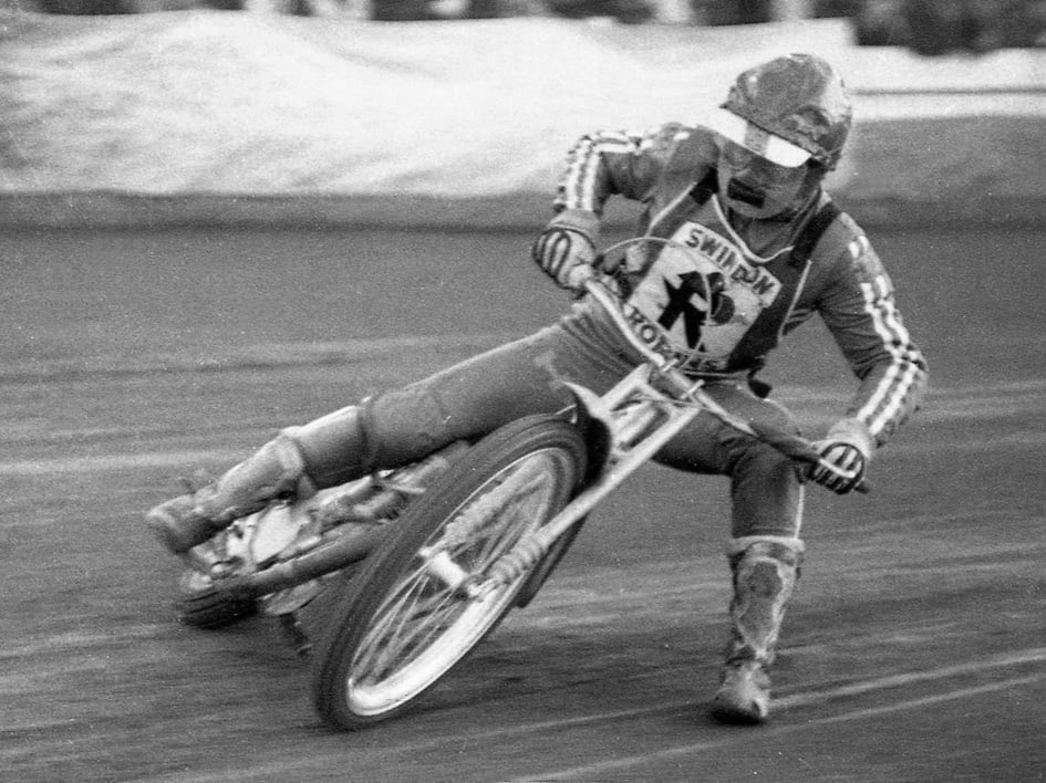 Robert Bowman (@bobxski) on Twitter photo Remembering former Robin the Late Milan Špinka who sadly passed away on this day in 2024 😢
The late Milan Špinka Swindon V Eastbourne 12-04-1980 📷 The Late Mike Kilby curtesy of the John Somerville Collection
#SwindonNeedsSpeedway
<a href="/SNSactiongroup/">Swindon Needs Speedway</a> Remembering former Robin the Late Milan Špinka who sadly passed away on this day in 2024 😢
The late Milan Špinka Swindon V Eastbourne 12-04-1980 📷 The Late Mike Kilby curtesy of the John Somerville Collection
#SwindonNeedsSpeedway
<a href="/SNSactiongroup/">Swindon Needs Speedway</a>