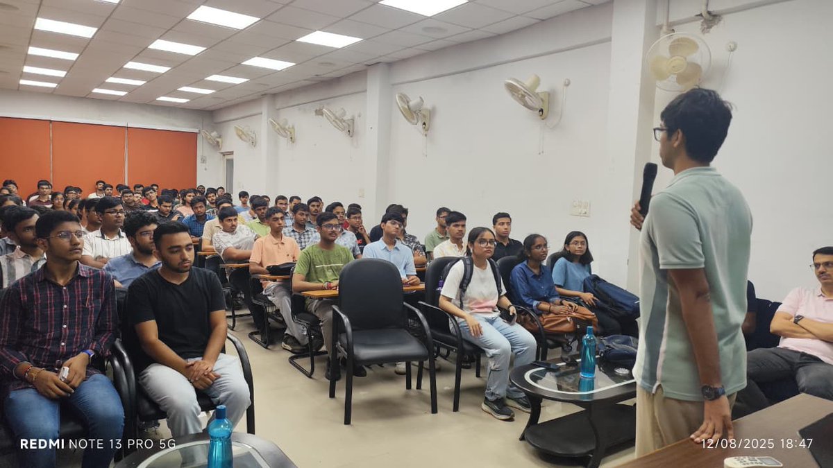 cse_iitism's tweet image. Exciting times ahead for the Class of 2025! 🎉 The WebCSE Induction on 12th Aug kicked off with energy, insights, and endless opportunities for first-years! 🚀  Get ready for more in the upcoming recruitment lectures! 🙌 #WebCSE #CSEDept #Induction2025