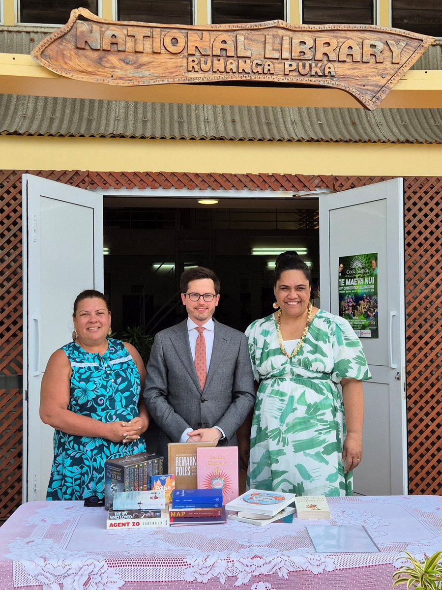 PatrykBlaszczak's tweet photo. 🇵🇱 🌺 🇨🇰
Each year, #TeMaevaNui celebrations marking the anniversary of the #CookIslands’ self-governance bring together Cook Islanders from across the region as well as guests from around the world.
In March, #Poland and the Cook Islands took the historic step of establishing diplomatic relations and I was honoured to represent the Polish Government at this year’s 60th Anniversary of Self-Governance Celebration, which was such a vivid expression of unity, cultural pride and shared identity!
It was an hour to meet Prime Minister @MarkBrownPM and Foreign Minister Tingika Elikana during the celebrations.
My visit also provided an opportunity to bring a small taste of #Poland’s rich heritage to #Rarotonga. In the presence of the Cook Islands' High Commissioner to New Zealand HE Kairangi Samuela, I presented the Cook Islands National Library – Te Runanga Puka with a collection of books by prominent Polish writers and poets, including Nobel Prize laurates Wisława #Szymborska and Olga #Tokarczuk, but also Zbigniew #Herbert, Julian #Tuwim and Andrzej #Sapkowski, books on Polish #history by authors such as Adam #Zamoyski, @claremulley and @jackfairweather, stories of remarkable Poles and #OutstandingPolishWomen, children’s books and more.
When presenting the books, I told Ms Odile Urirau, Chief Librarian, that we are committed to bringing the two countries closer together and that the gifted books are only just a symbolic first step in that direction. So, whether you are a #Witcher fan or want to dive into some truly great Polish literary works, learn more about Poland’s history, read the story of Mr Miniscule’s encounter with the whale, or try some Polish recipes, make sure to drop by the Cook Islands National Library – Te Rununga Puka if you are on Rarotonga and check out their new collection of #booksfromPoland!
While on Rarotonga, my colleagues from #TeamEurope and I had very good and substantive meetings with Foreign Affairs Secretary @TepaeruHerrmann @CKI_MFAI, Transport Secretary John Hosking, Tony Manarangi, Executive Director of @mci_registry, as well as with Beverly Stacey, Corporate Services Director and Dr. John Parianos, Knowledge Management Director at the Cook Islands Seabed Minerals Authority. We look forward to further strengthening these partnerships!
Last but not least, it was a pleasure to meet Christopher Earle Vaile, local businessman and owner of #PałacKorbielowice in southern Poland, and to learn about his strong links with our country, his impressively numerous undertakings and plans for the future.
#Poland is committed to exploring new areas of cooperation with the #CookIslands, including in green transformation, digitalisation, blue economy, agriculture, education and regional security.
Thank you for the warm welcome, #CookIslands!
#TeMaevaNui2025