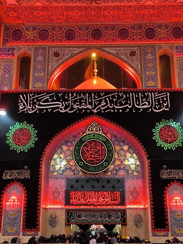 Maryamrava97's tweet photo. اربعین، صحنه‌ای است که دنیا می‌تواند صلح را با چشم خود تماشا کند
 جایی که میلیون‌ها دل، بی‌هیچ مرزی، در مسیر عشق قدم می‌زنند و مهربانی را از خیال به واقعیت می‌آورند.
#حب_الحسین_یجمعنا https://t.co/JbP5tPjNdL