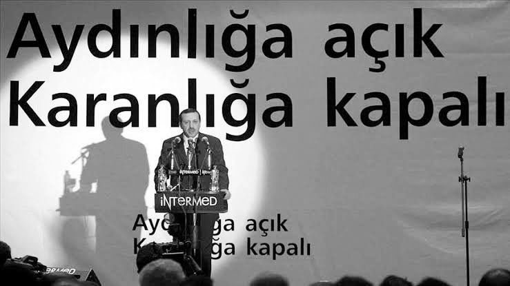 Bir milletin umudu, 
Bir ülkenin yeniden diriliş hikâyesi…  

14 Ağustos 2001’de başlayan bu kutlu yürüyüş, 24 yıldır kararlılıkla sürüyor.  

Milletimizle omuz omuza nice yıllara. 

#AKParti 
#24YılınHikayesi