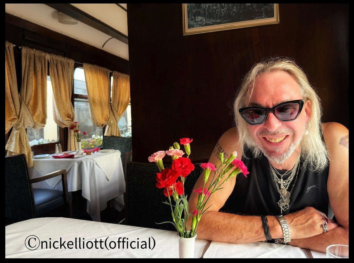 nickelliottinfo's tweet photo. How’s your Thursday going?
@nickelliottrock
@nickelliottinfo
@beaverbrookes23
#thursday #howsitgoing #haveagreatday #nickelliottrock #nickelliottinfo #nickelliottrockartphotographer
nick elliott rock art photographer (official) https://t.co/2HFnmqQVg4