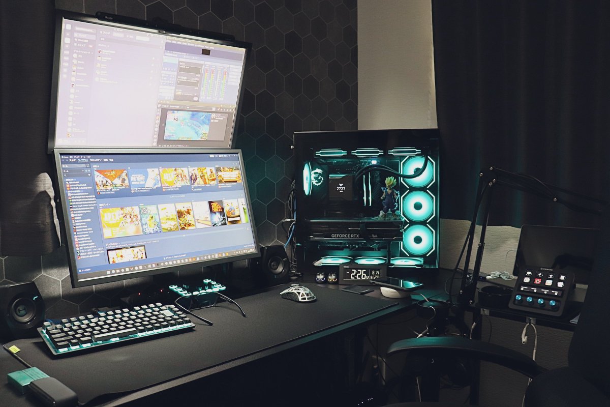 umarudaibu's tweet image. デスク廻り掃除