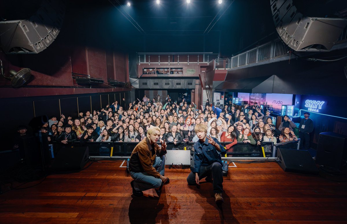 boxliveau's tweet image. AUCKLAND Junnivers, you were the sweetest finale we could ask for💙
Thank you for showering JUNNY with all your love ✨

#JUNNY #2025JUNNYTour #KRnB #KpopNewZealand