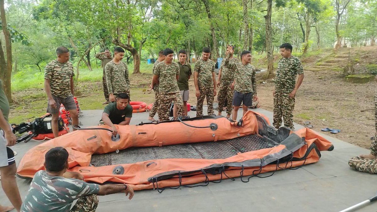 RKhatkhati's tweet photo. On 13/08/2025 Flood relief and rescue team conducted Inflatable Rubber Boat (IRB) inflation and deflation practical exercise at GC CRPF Khatkhati Campus. https://t.co/7HipIYFcrj