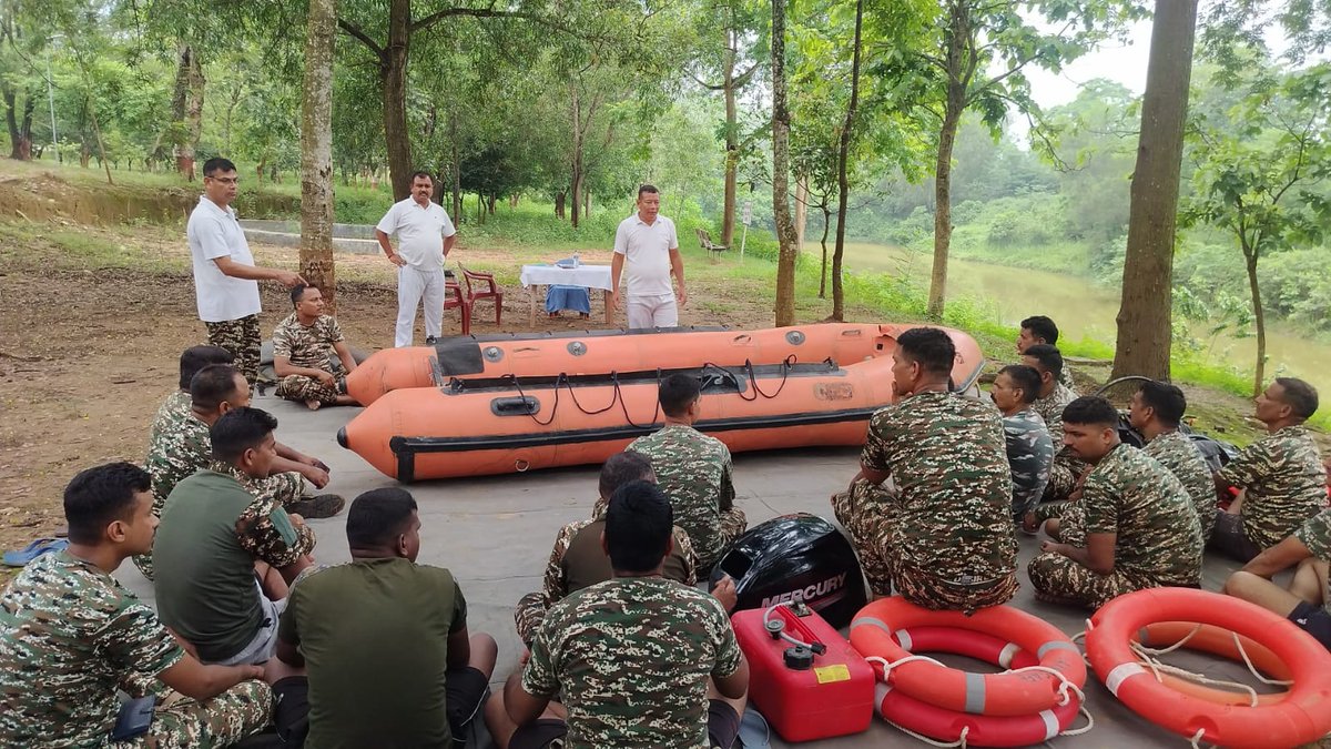 RKhatkhati's tweet photo. On 13/08/2025 Flood relief and rescue team conducted Inflatable Rubber Boat (IRB) inflation and deflation practical exercise at GC CRPF Khatkhati Campus. https://t.co/7HipIYFcrj