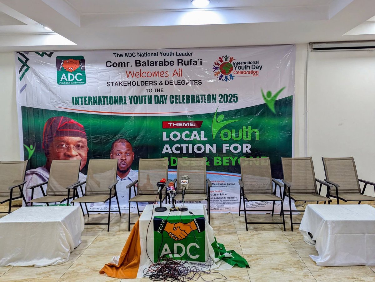 Skprince (@skprinc20391647) on Twitter photo There's a clear distinction between elite and inferior groups.Take,for instance,Progressive Youths Summit organized by <a href="/DOlusegun/">Daddy D.O🇳🇬</a>, which garnered global attention. In contrast, the ADC's summit seemed to draw <a href="/officialABAT/">Bola Ahmed Tinubu</a> haters
Summit Vs Submit There's a clear distinction between elite and inferior groups.Take,for instance,Progressive Youths Summit organized by <a href="/DOlusegun/">Daddy D.O🇳🇬</a>, which garnered global attention. In contrast, the ADC's summit seemed to draw <a href="/officialABAT/">Bola Ahmed Tinubu</a> haters
Summit Vs Submit