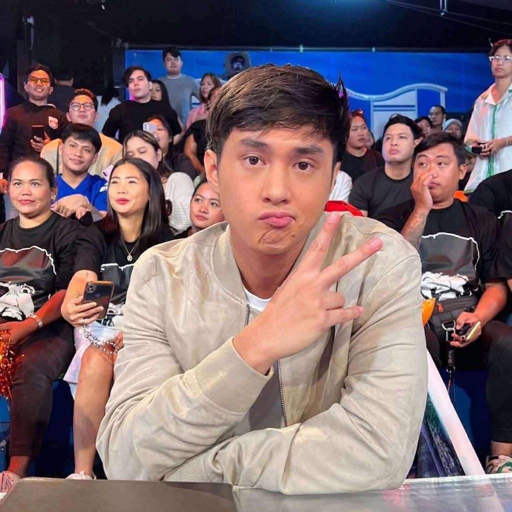 PrettyYzaaa's tweet photo. Cutie patootie mak mak

JMIBARRA PASTRANIAN COMEBACK
#BasketballPartyForJM https://t.co/3Xm4blG1Tz