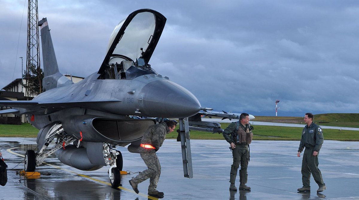 DefenseMirror's tweet image. Lockheed Martin Expands Industrial Package with SMU for Philippine F-16 Block 70 Offer::

defensemirror.com/news/40036/Loc…

#LockheedMartin #PhilippinesDefense #F16Block70 #DefenseIndustry #Aerospace #DigitalInnovation #MilitaryAviation #PhilippinesNews #DefenseTechnology #GlobalSecurity