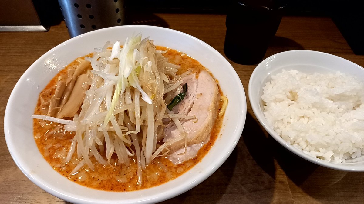 prototype000011's tweet image. 