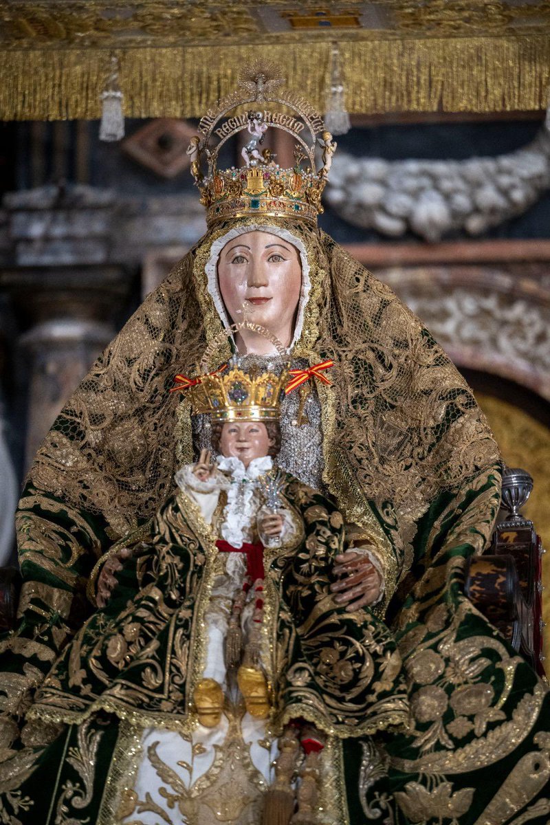 Sevilla con su ÚNICA patrona.