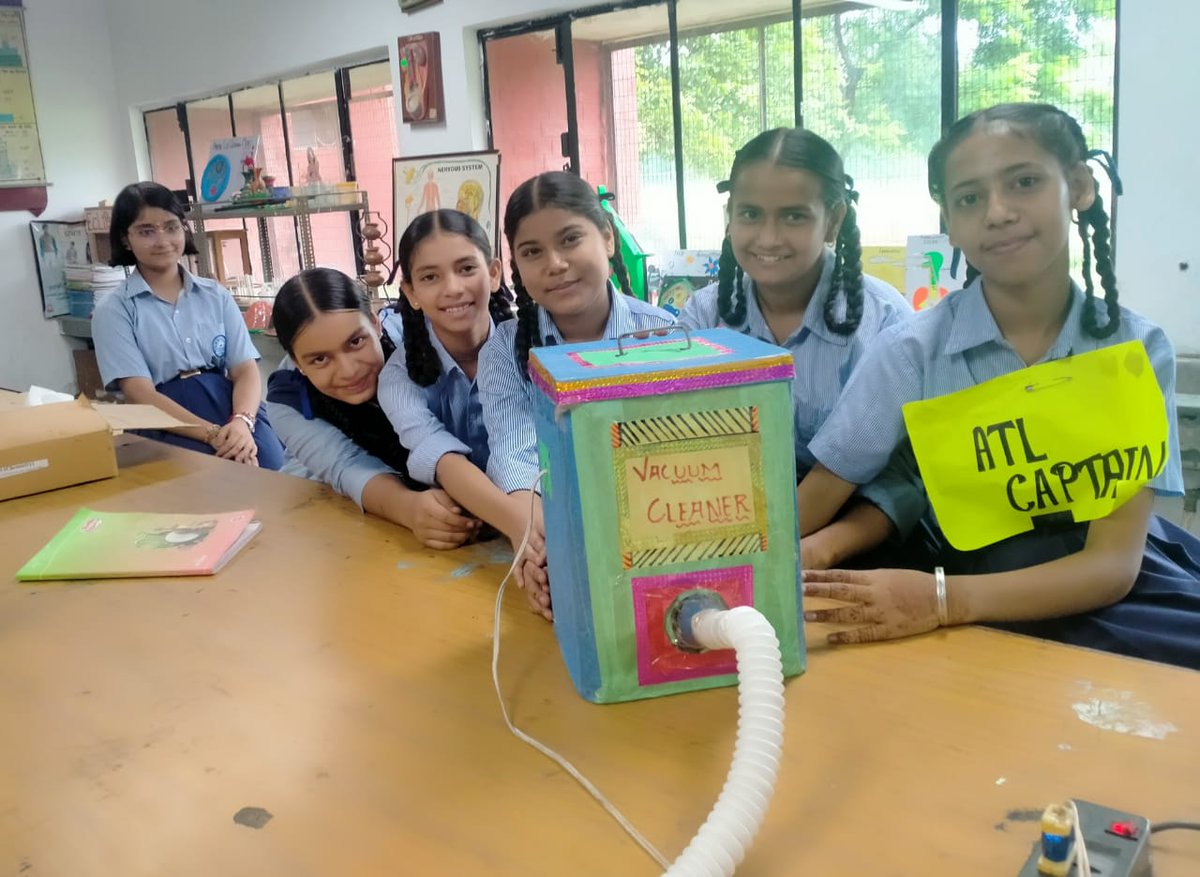 gmhs42's tweet photo. Tinkering lab activities
Students created a vacuum cleaner
@atalinnovationmission
@aimtoinnovate
#insertMTDTAG
@NITIAayog
@SchoolEduChd https://t.co/vVs1K9CutL