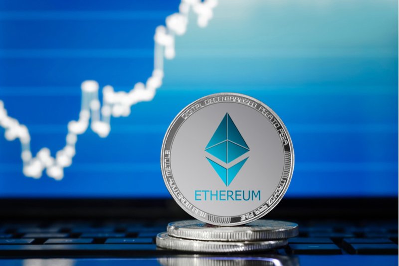 🚨 Standard Chartered hebt #Ethereum-Kursziel auf 7.000 USD an 🚀

#Krypto #ETH
