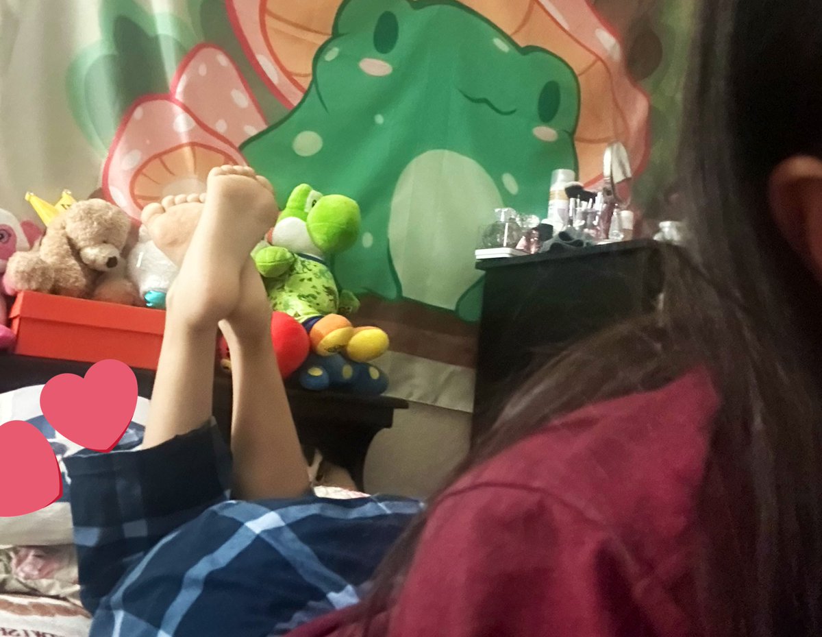 luvyswallet's tweet photo. kiss my soles goodnight dummies

#paypig #cashslave #findom #feet #cuck #humiliation #princess #goddess #brat #spoiled https://t.co/s5152fz4v7