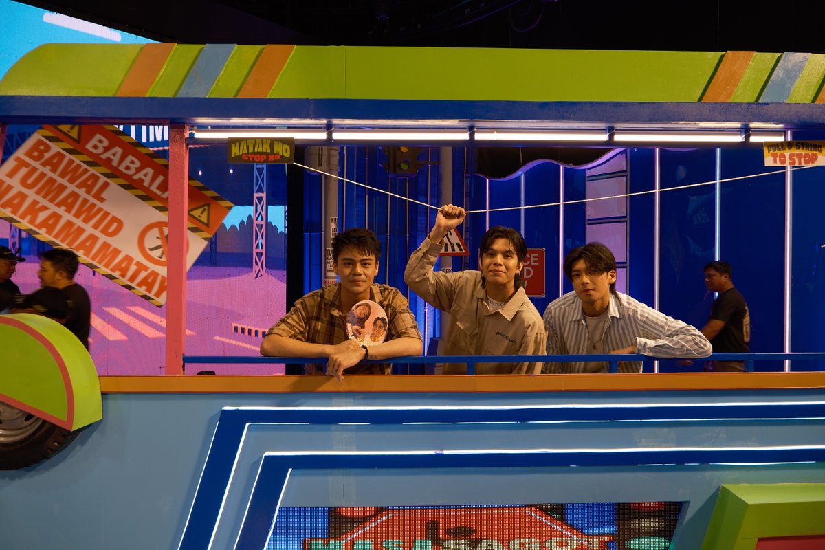 wriveph's tweet photo. ➤ #WRIVE IN PHOTOS: Our first time joining a game on #ItsShowtime’s MASA-SAGOT BA? We really had fun answering street-smart questions!

Stream on @Spotify:
https://t.co/gm2QurrRl7

#StarMusicPH #ABSCBNMusic #StarMagic #ABSCBN #GMA #ItsShowtime #ShowtimeOnlineU https://t.co/brrg05JMDZ