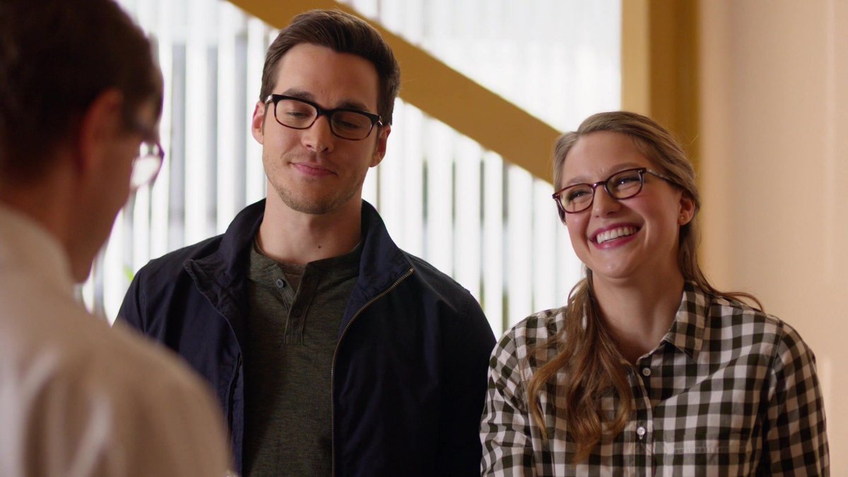 HouseOfElGirl's tweet photo. [2x09] “…Yesterday, you were a little less goofus, and a little more gallant” https://t.co/u5Et8BEKtZ