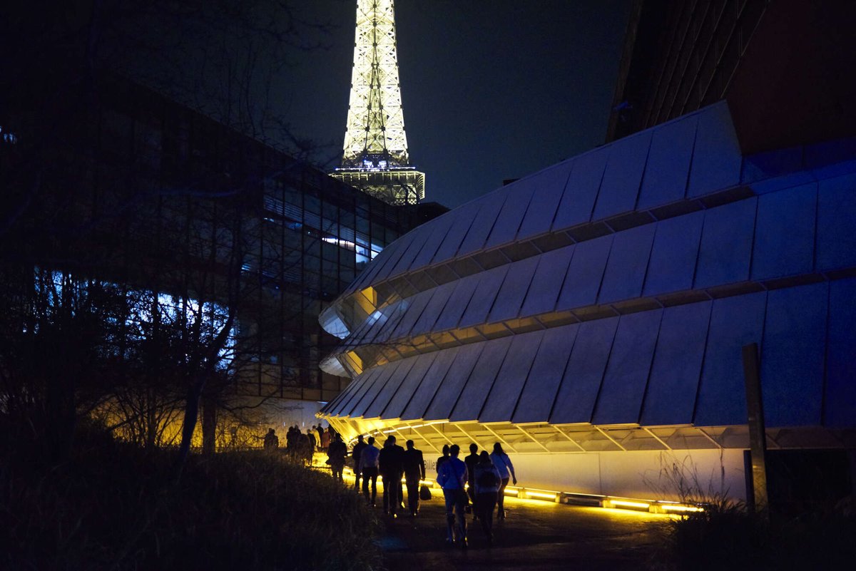 Nocturne 🌙

✨ Et si vous profitiez des douces soirées d’été pour explorer le musée autrement ?

📅 Tous les jeudis jusqu’au 28 août 2025, le musée vous ouvre ses portes en nocturne jusqu'à 22h.

🎟️ Entrée gratuite, il vous suffit de réserver 👉 bit.ly/4ldM8zL