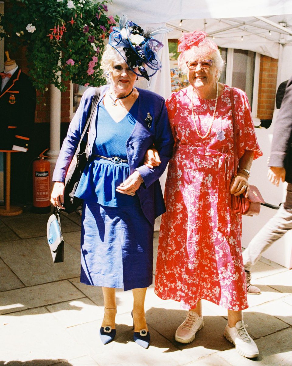 Leander Club (@leander_club) on Twitter photo This week, we're sharing a gallery images taken by talented photographer Sarah Lord during Regatta week. They're taken on 35mm film, hence the rustic feel! 
@sarahflorencelord
#portraitphotography
#hrr2025
#henleyroyalregatta
#hrratleande This week, we're sharing a gallery images taken by talented photographer Sarah Lord during Regatta week. They're taken on 35mm film, hence the rustic feel! 
@sarahflorencelord
#portraitphotography
#hrr2025
#henleyroyalregatta
#hrratleande