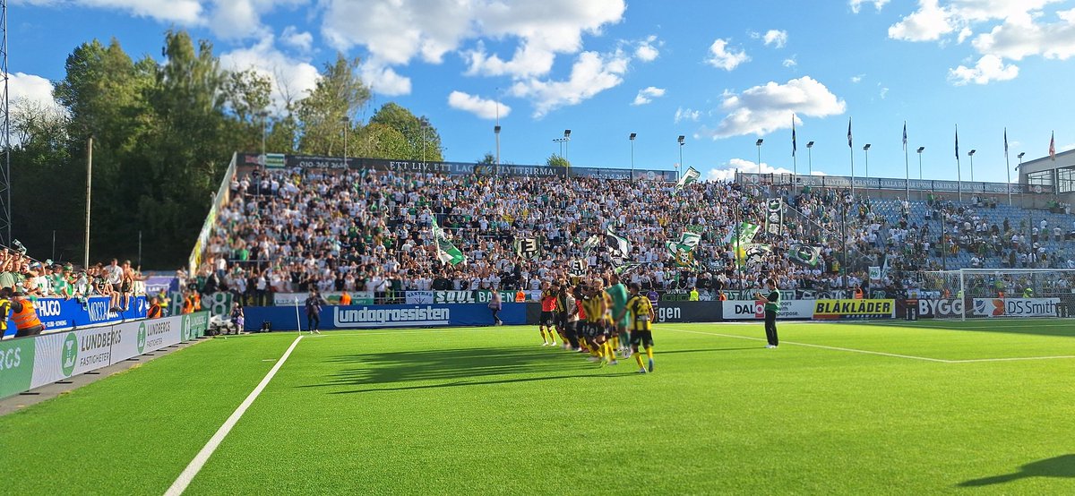 Lite sent kommer ett tack till er 4458 på gästande sektioner. Som alltid ska ni alla grönvita på övriga sektioner även ta åt er