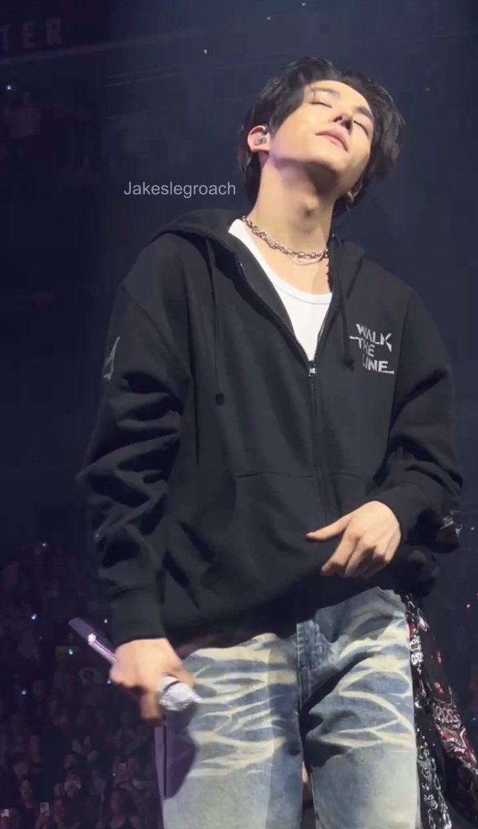 キャミ ! met enhypen and gonna kms 🤍 tweet media