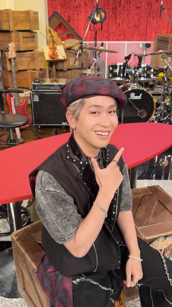 日髙竜太さんが収録後に声をかけたのは…キーボード担当【奥田力也さん】
動画が見られるのは、公式Instagram・TikTokだけです👀

そして…「バリバリ！バンドやろうぜ！！」#3 はTVerにて配信中！
見逃してしまった方ももう一度見たい方も、ぜひコチラからご覧ください！
（tver.jp/episodes/epcxs…）