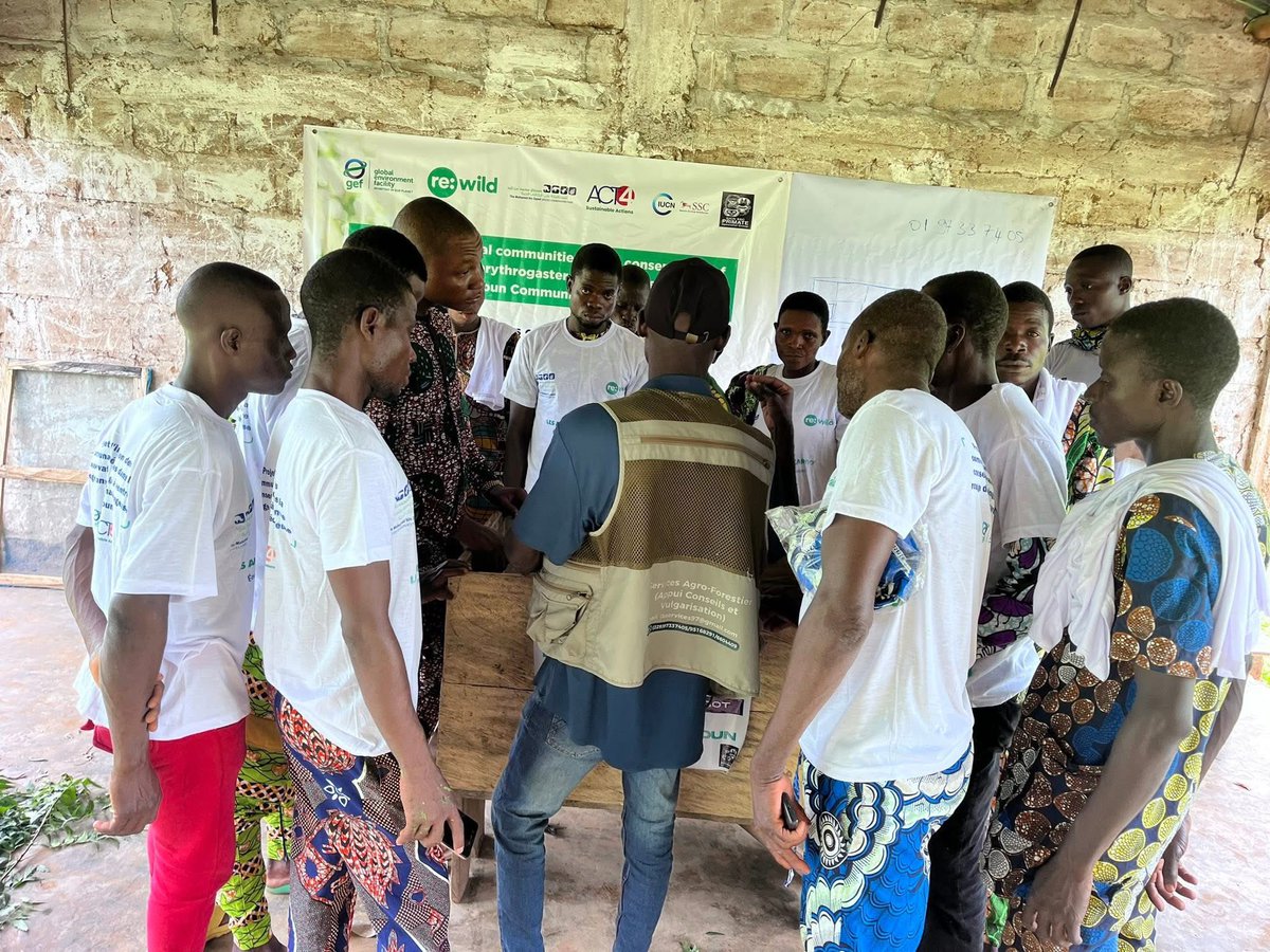 DohouJerome1's tweet image. #Former pour #préserver 

20 bénéficiaires formés à l’élevage d’escargots comme alternative durable à l’exploitation des ressources de la forêt de #Hlanzoun .
Un savoir-faire pour allier conservation &amp;amp; revenus locaux.

#Conservation #Biodiversité #EconomieVerte