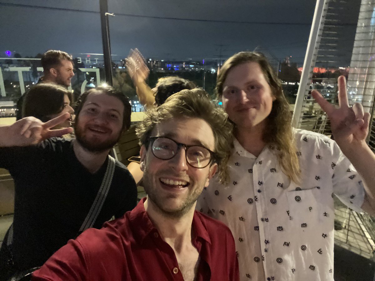 Charlie Merriman (Chazingdra) tweet media