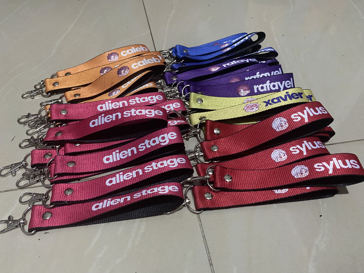 kpopandadavao's tweet image. ✨CUSTOMIZED WRISLETS ✨
Thank you for trusting us 🫶🏻
#kpopandafeedbacks

To order, send us a message 📩
#customize #personalize #wristlets #orders