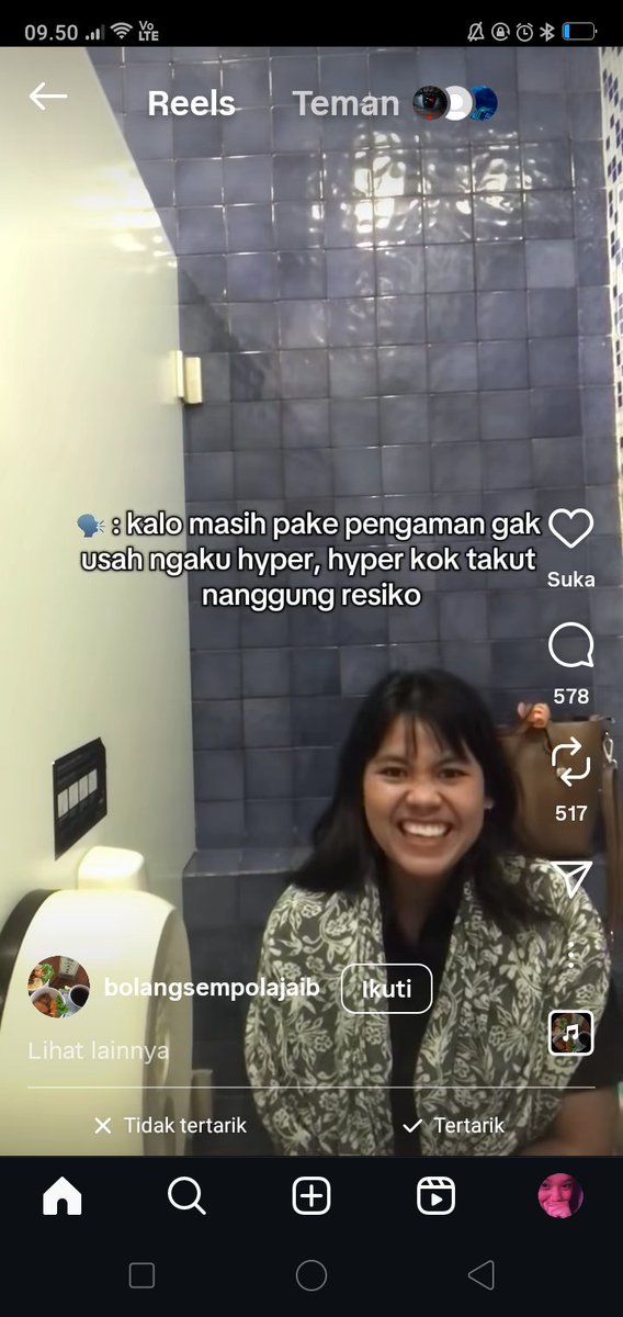 pagi pagi gua muak bgt dah ketemu konten sampah kek gini, lu pikir keren hs tanpa pengaman? keren kaga tolol iya. uda berapa banyak perempuan indonesia yang kehilangan masa depannya karena hamil diluar nikah? blm lagi kasus penyakit menular? nafsu pilihan, jadi goblok jgn