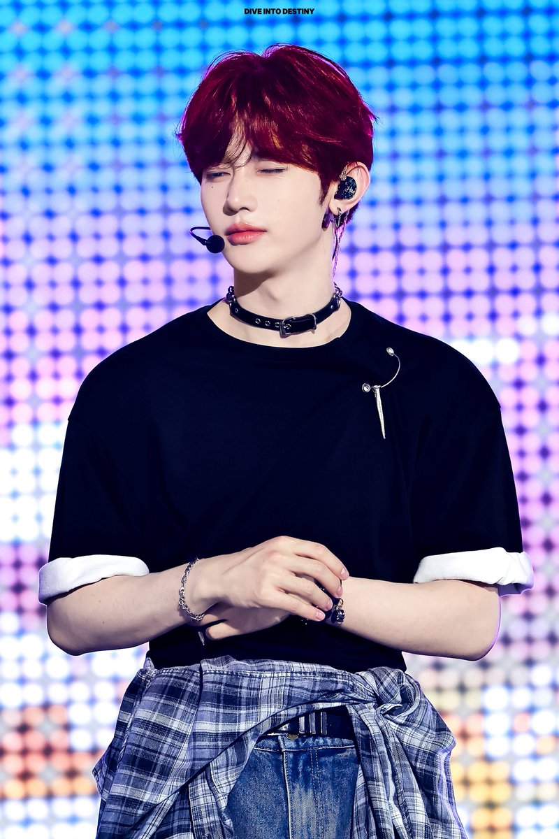 diveintodestiny's tweet photo. 250811 반짝투어

매력 발산 중

#장하오 #ZHANGHAO #章昊 #ジャンハオ #제로배이스원 #ZEROBASEONE #ZB1 https://t.co/QxWdgcGoug