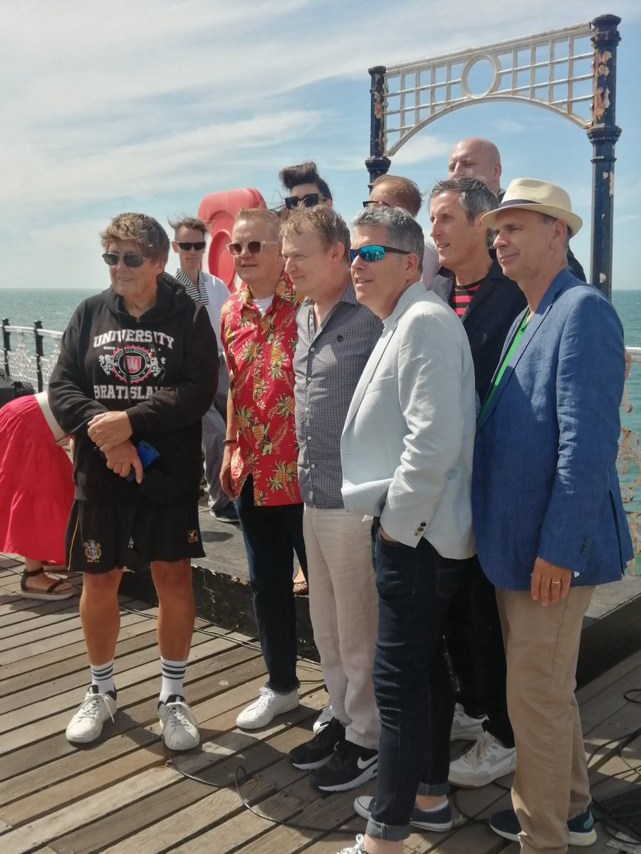 Great heritage radio roadshow on Palace Pier, Brighton.
Mike Read, 275 and 285, Radio one