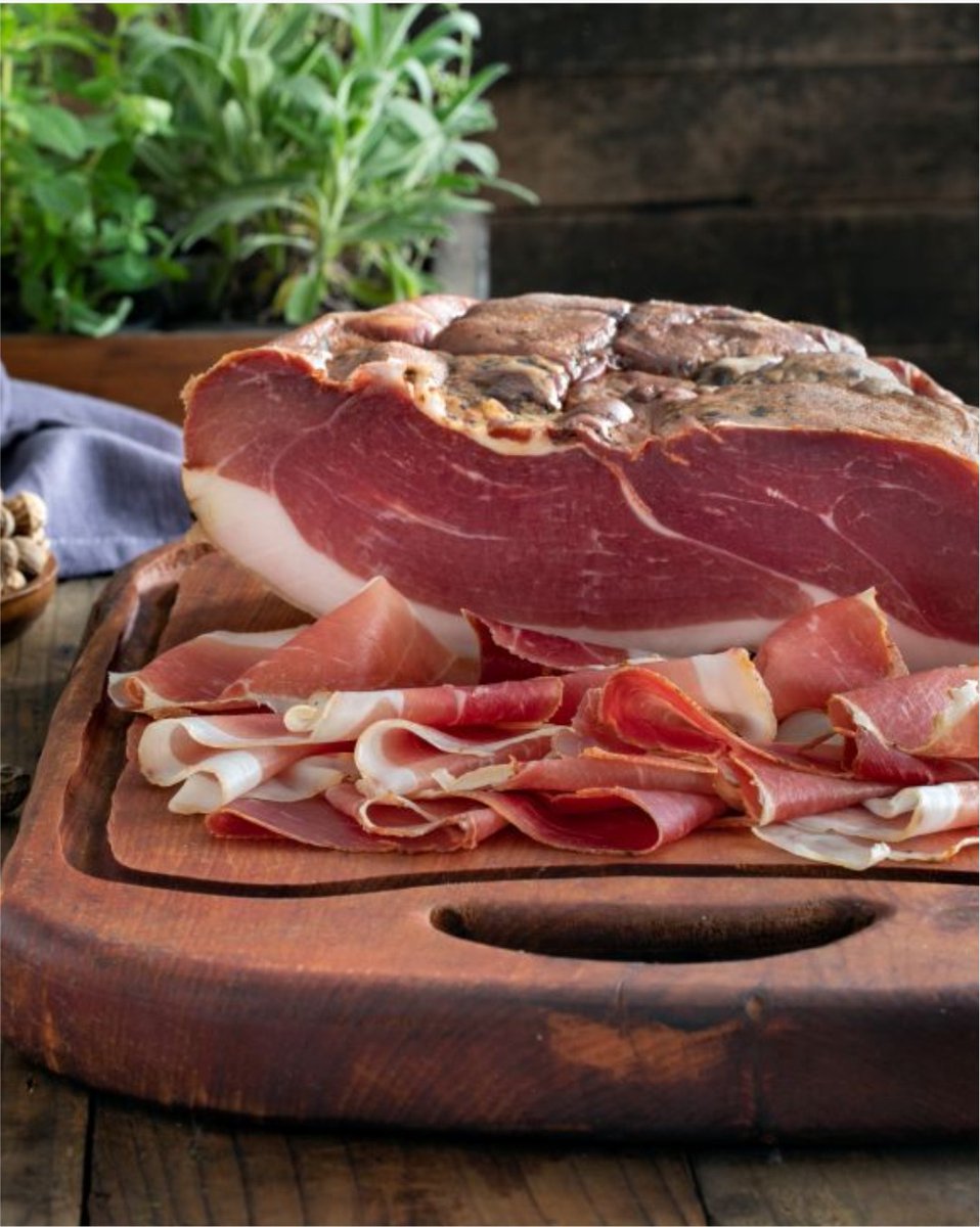 #Capacitación
👉Técnicas de Charcutería
El Ministerio de Producción invita a participar de la capacitación sobre "Salazones y emulsiones" a cargo de Pablo Medina.
🗓️23 de agosto
⏰10:00
📍 Colegio Técnico N° 716, Alto Río Senguer
#Capacitación #Producción