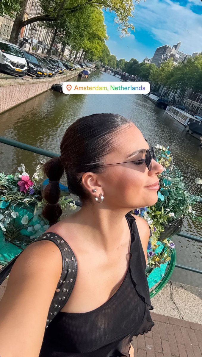 Bugün buralardayımm… ama kimseye söylemeyin 🤫 #amsterdam #redlightdistrict