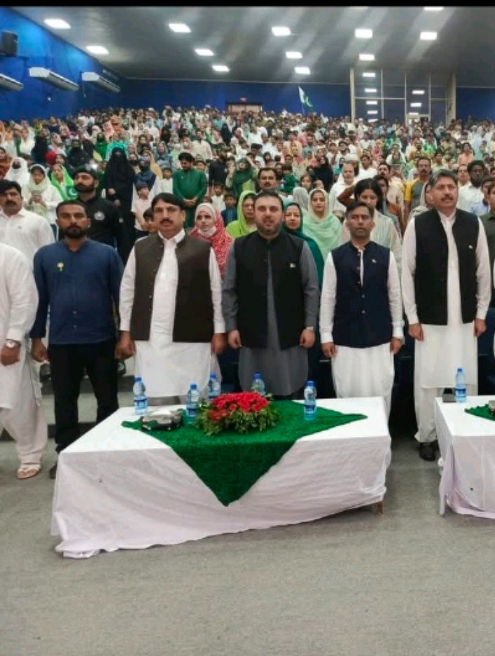 qmalik86's tweet photo. Independence is more than a milestone; it’s a reminder of what we can achieve together. Today, we honor our past, celebrate our present, and look ahead to a future full of promise. Happy Independence Day, Pakistan!
#Pakistan https://t.co/AbElLcssbZ