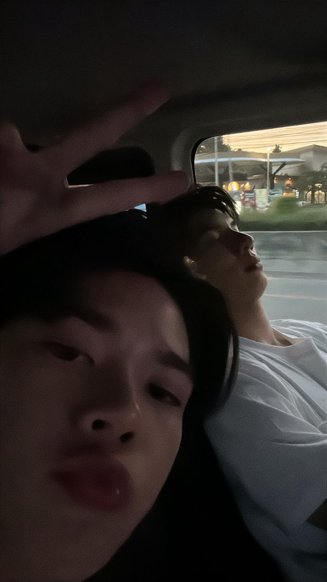 Arm_Chaiyapat's tweet photo. ไปกันต่อออออออ https://t.co/fsI4XRhbav