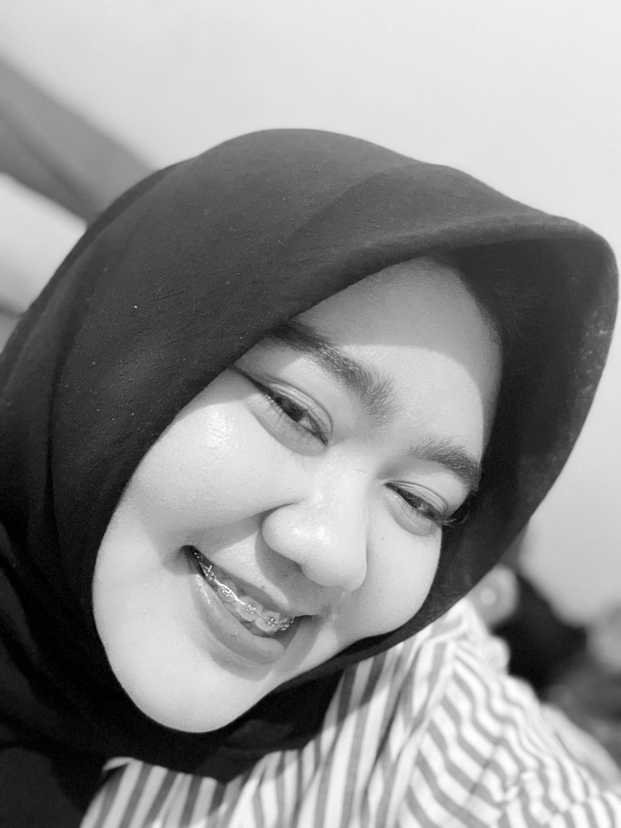 asteryoiu's tweet image. Time will heal, they say.