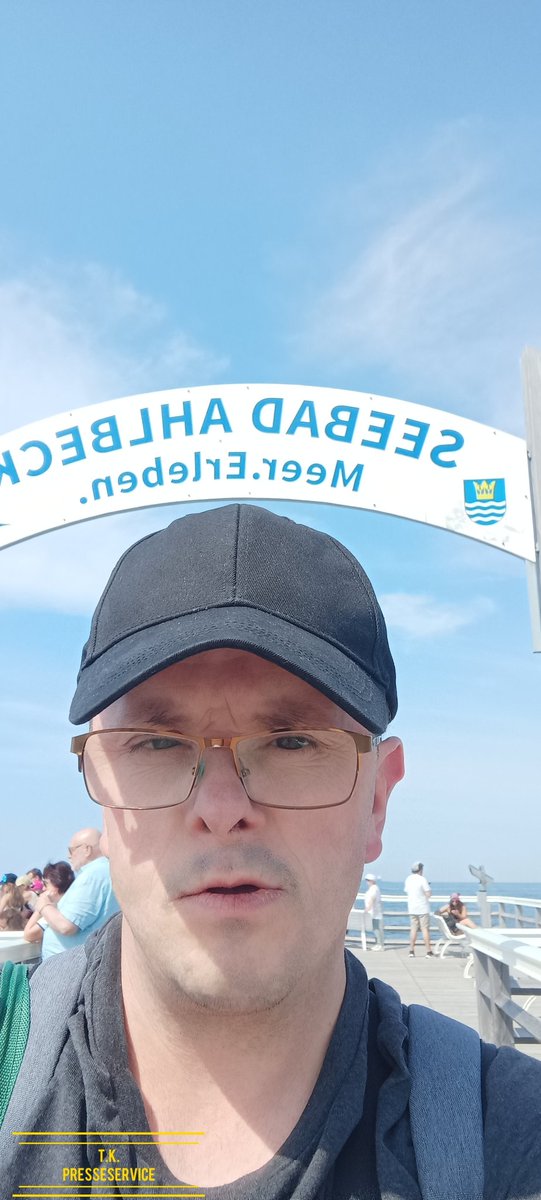 t47da's tweet photo. Ich bin gerade auf der Insel Usedom Seebad Ahlbeck und mache einen tagesausflug zum Baden und Bummeln
#b1408 https://t.co/RjLKrYSfNE
