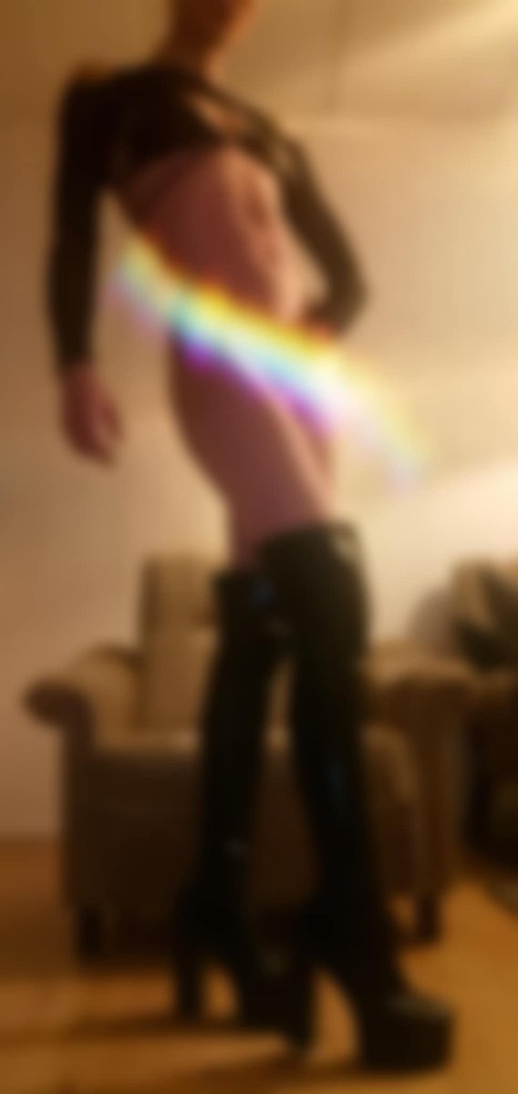 miamarsadk's tweet photo. New content up on my FREE #OnlyFans account - find link here: https://t.co/Tj7QC2DSup and write me on my #of if you have wishes for content 😜😈 https://t.co/Tckv2Qf2T1