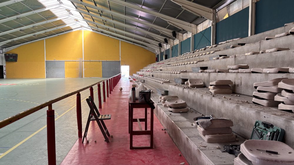 El Bruguers (@elbruguers) on Twitter photo 🚧👷🏽♂️Comencen les #obres de #remodelació del #pavelló Jacme March
Els #treballs duraran uns deu mesos i implicaran la millora energètica i la confortabilitat de l'#equipament 💡🌱
#esport #reforma #eficiènciaenergètica #sostenibilitat #Gavà 
👉🏽elbruguersdigital.cat/comencen-obres… 🚧👷🏽♂️Comencen les #obres de #remodelació del #pavelló Jacme March
Els #treballs duraran uns deu mesos i implicaran la millora energètica i la confortabilitat de l'#equipament 💡🌱
#esport #reforma #eficiènciaenergètica #sostenibilitat #Gavà 
👉🏽elbruguersdigital.cat/comencen-obres…