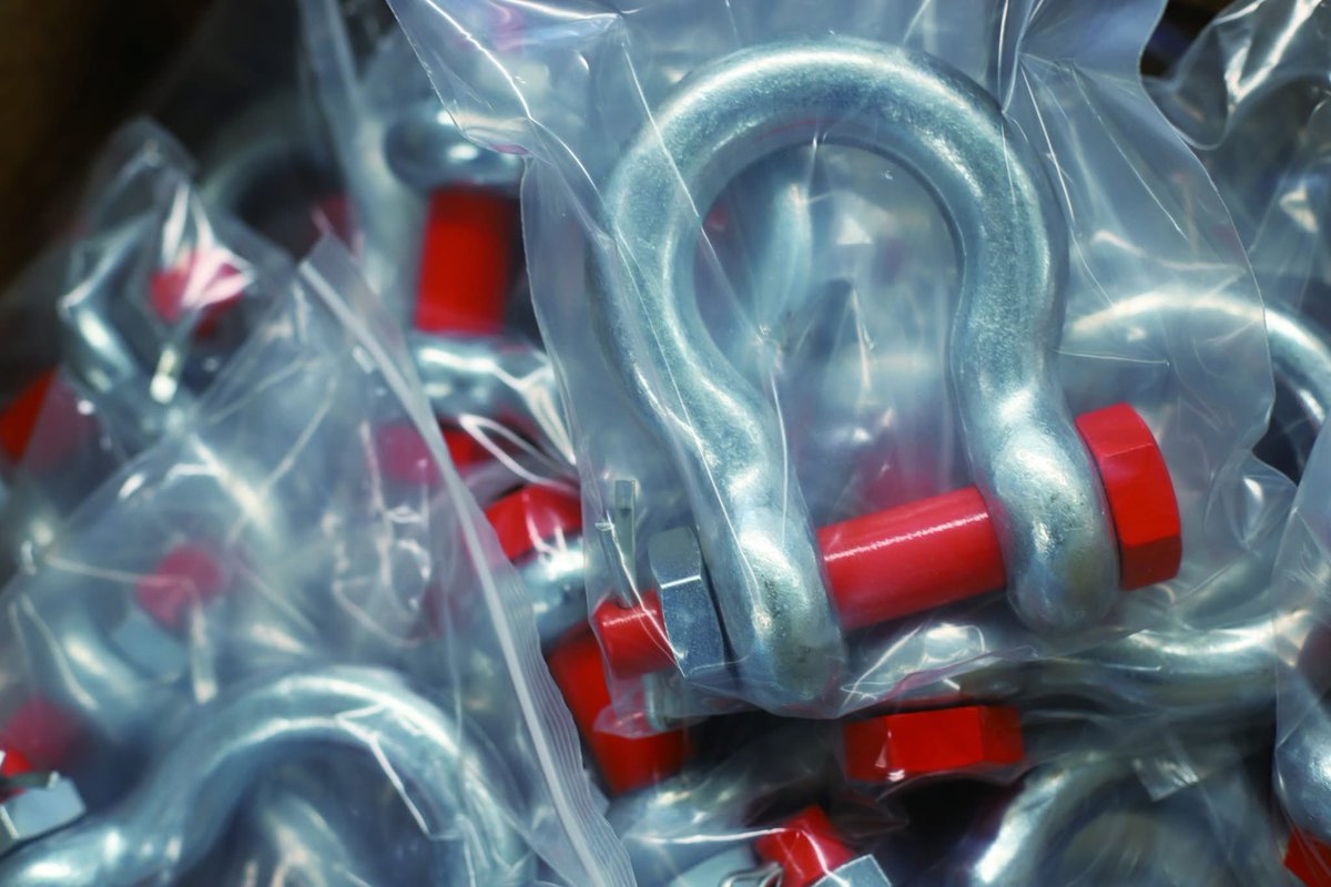 SLR_1965's tweet image. provide our customers with high-quality lifting products. Lift safely with me! 
Shandong Shenli Rigging Co., Ltd.

#slr #shenlirigging #liftingrigging #LiftingHooks #HoistingSolutions #shackles #eyehook #Chainsling
shenlirigging.com 
shenlirigging.en.alibaba.com