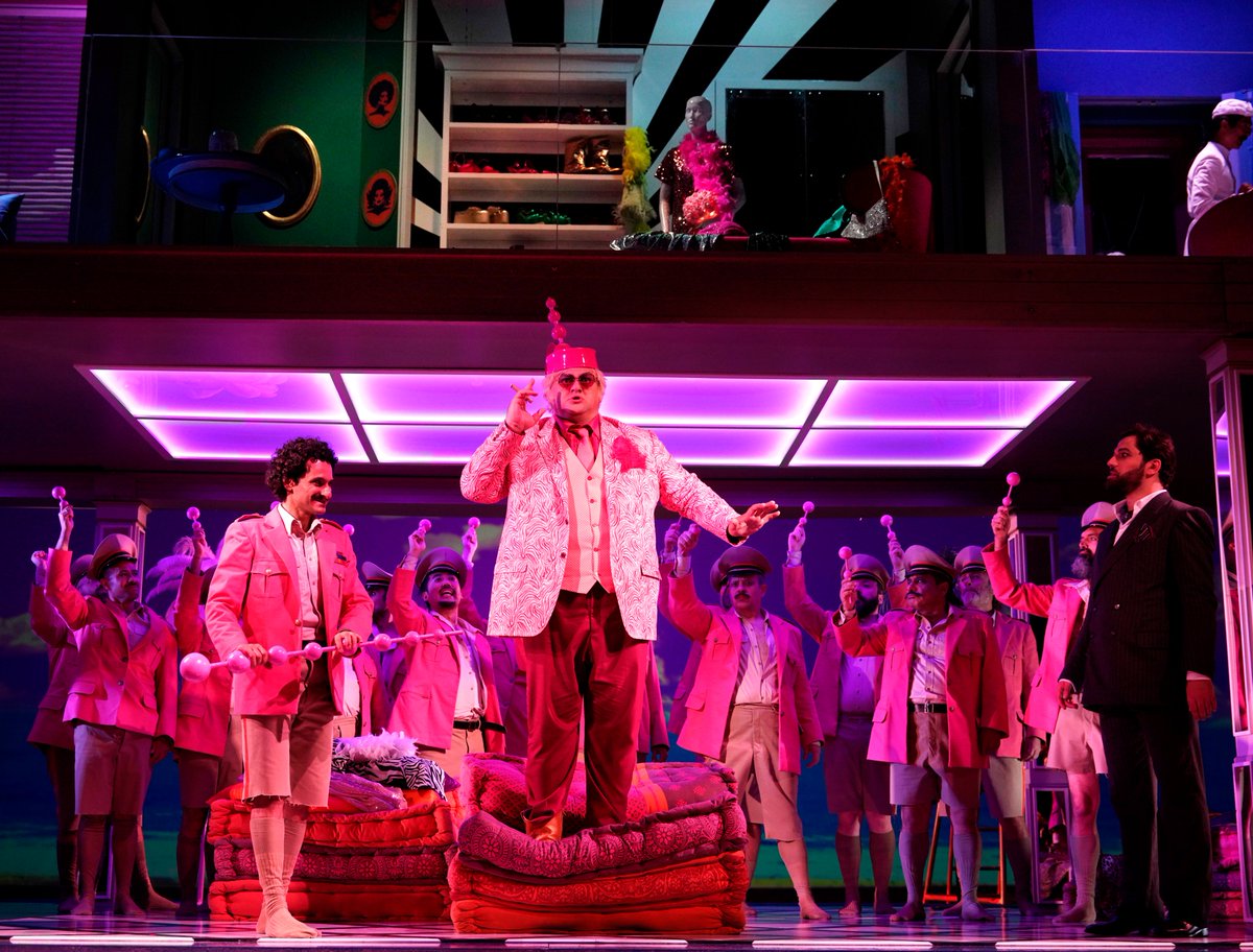 Tonight, L'Italiana in Algeri 🌈

«La perfezione del genere buffo. Nessun altro compositore vivente merita questa lode e Rossini stesso ha presto cessato di aspirarvi. Quando scriveva L’italiana in Algeri era nel fiore del genio e della giovinezza […].» Stendhal.

#ROF2025